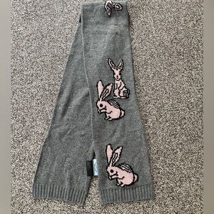 Prada Lambswool Cashmere Bunny Rabbit Gray Pink Scarf
